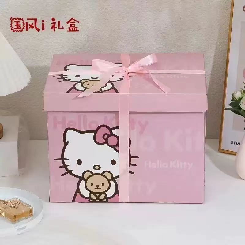 Each order over$300, pack with sanrio big box